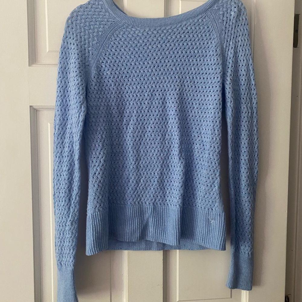 Woman’s AE sweater